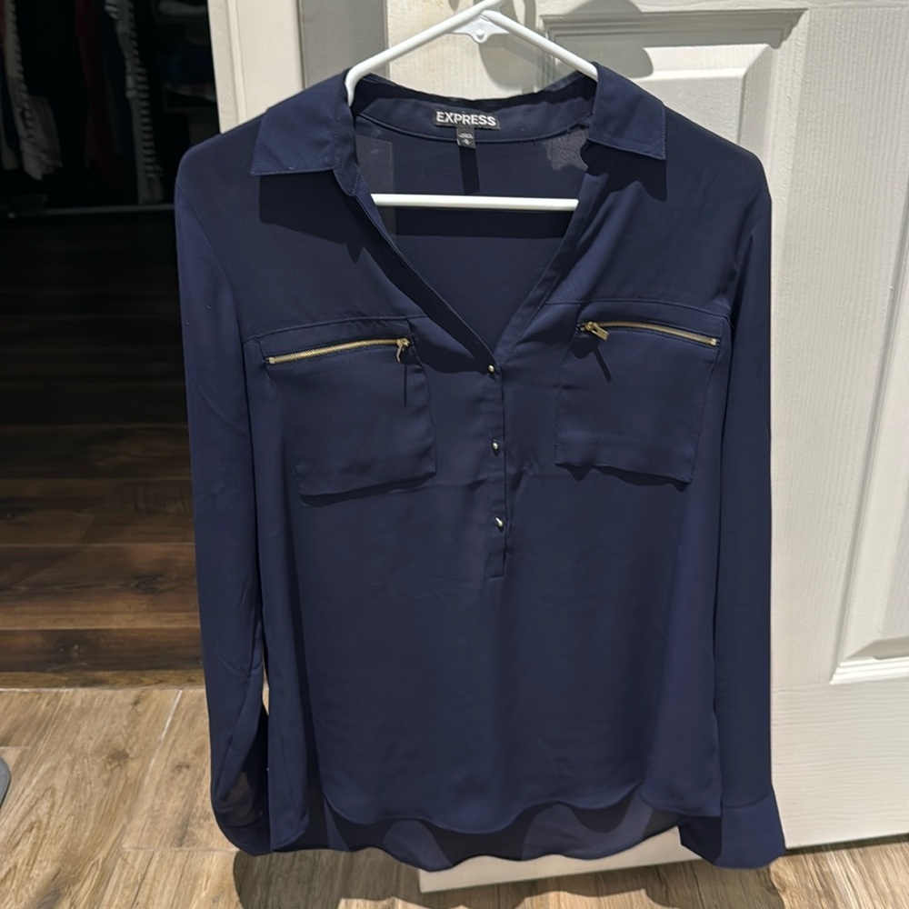 Express Size M Half Button Down Blouse Navy w Gold Accents